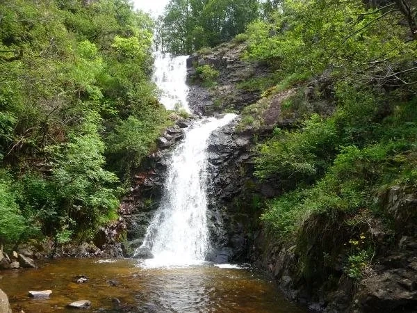 Cascade d’Agen-d’Aveyron : Infos pratiques et dangers